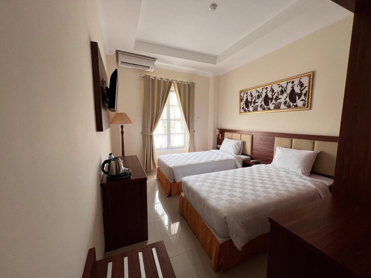 Le Semar Hotel Karawaci Dahung Luaran gambar